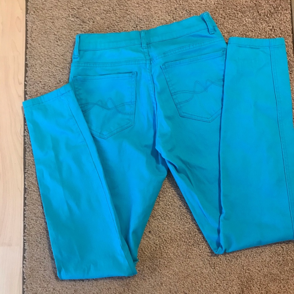 NY& C Women's Skinny Jeans - Picture 2 of 7